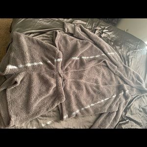 Charcoal gray set with rope and shorts